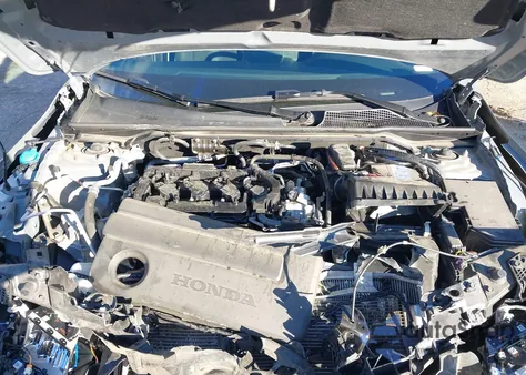 2025 Honda Civic Sport z USA, uszkodzony, nr VIN 2HGFE2F51SH543626